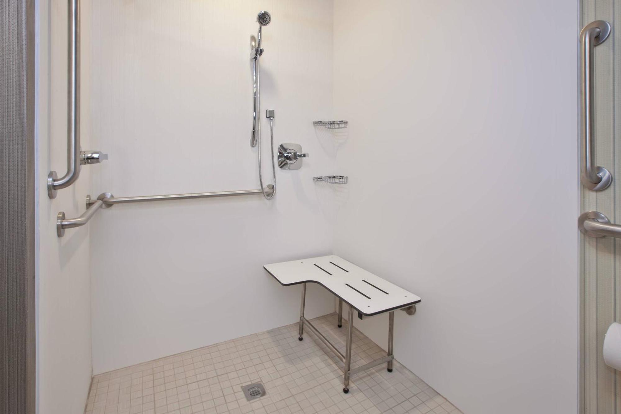 מלון Courtyard By Marriott St. Joseph-בנטון הרבור מראה חיצוני תמונה